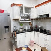 Bán nhà Tam Trinh 31 m2, 3 tỷ 500, 5 tầng mới tinh. LH: 0947865456